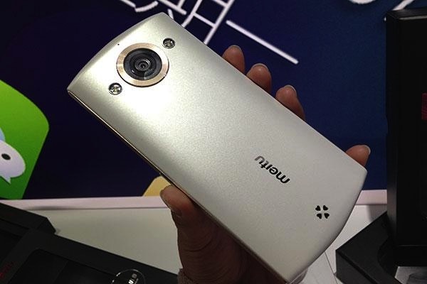 Hệ thống camera hầm hố