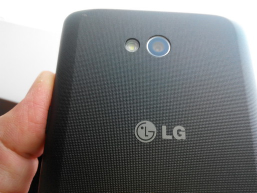 LG L80 màn hình 5 inch có giá 4,5 triệu đồng