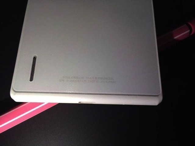 Một vài ảnh về Huawei Ascend P7: