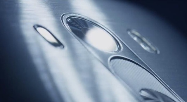 Vỏ kim loại óng ánh