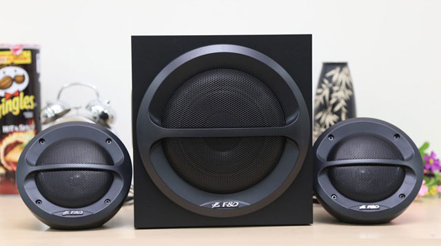 Lượm phụ kiện được phụ kiện miễn phí