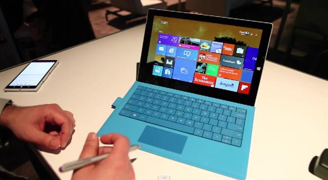Surface Pro 3 có màn hình 12 inch (2160 x 1440 pixel - 216ppi)