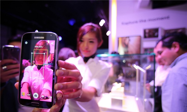 Galaxy K Zoom Galaxy K Zoom