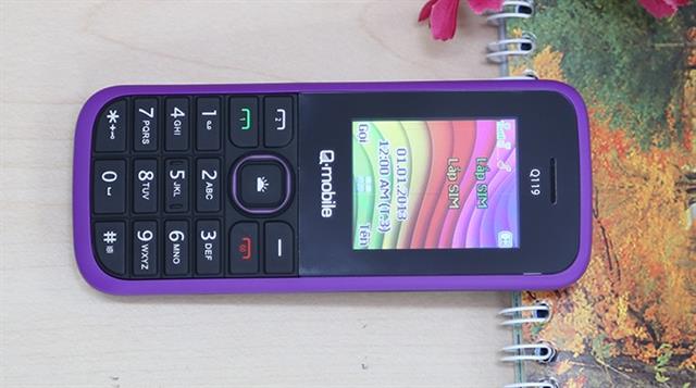 Q-mobile Q119 màu tím