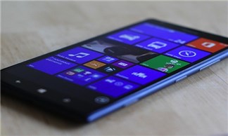 Ngắm nhìn Lumia 1820 với thiết kế rất mạnh mẽ
