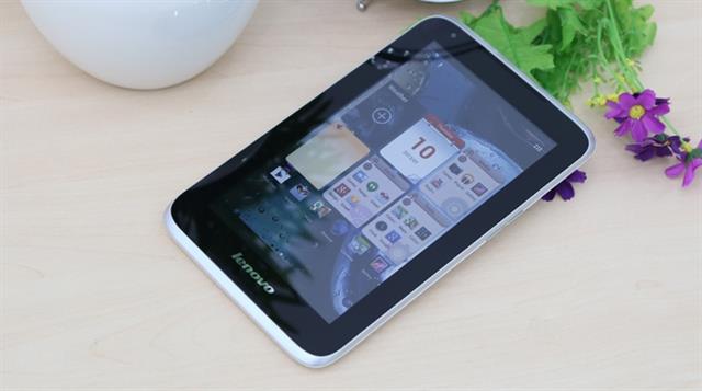 Lenovo A1000 có giá bán tham khảo tại thegioididong.com khoảng 2.490.000 đồng