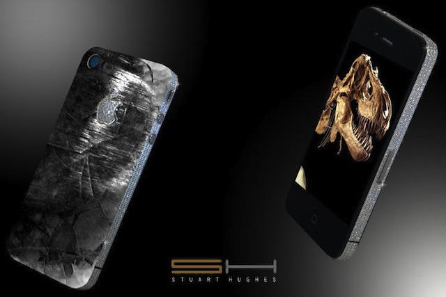 Apple iPhone 4 History Edition