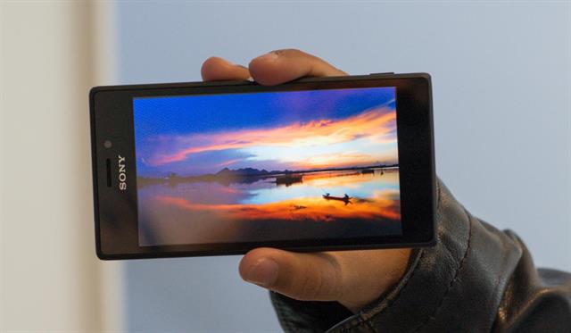 Sony Xperia M2 có thời lượng dùng pin đáng nể