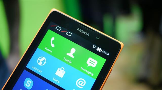 Được bán với giá 3,7 triệu đồng