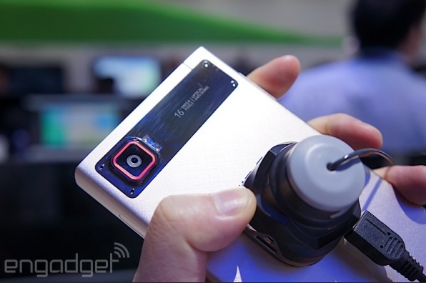  Lenovo bất ngờ tung smartphone cao cấp dùng chip Snapdragon 801