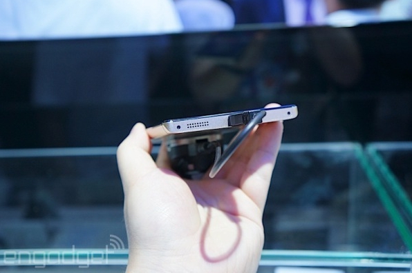  Lenovo bất ngờ tung smartphone cao cấp dùng chip Snapdragon 801