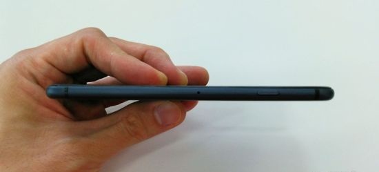 Loạt ảnh iPhone 6 bóng lưỡng đọ dáng iPhone 5