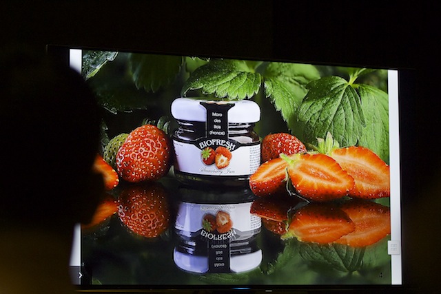 Màn hình Super Amoled cho màu đen sâu hơn