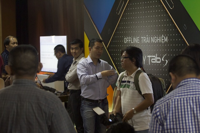 Một số hình ảnh khác tại buổi ra mắt: