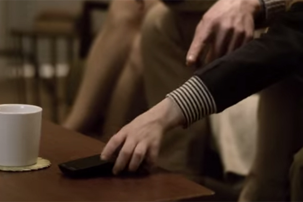 Xperia Z2 kết nối NFC với TV Sony Bravia