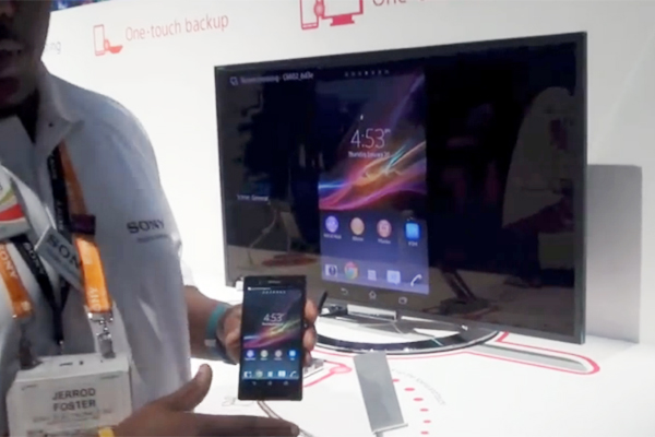 Xperia Z2 kết nối NFC với TV Sony Bravia