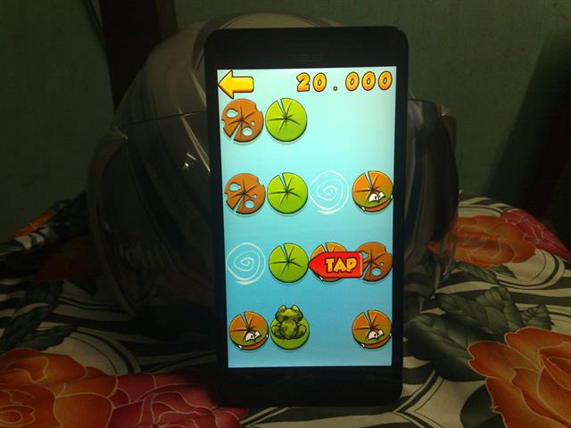 Chơi thử game Ếch nhảy, hóm hỉnh và có chút gây nghiện