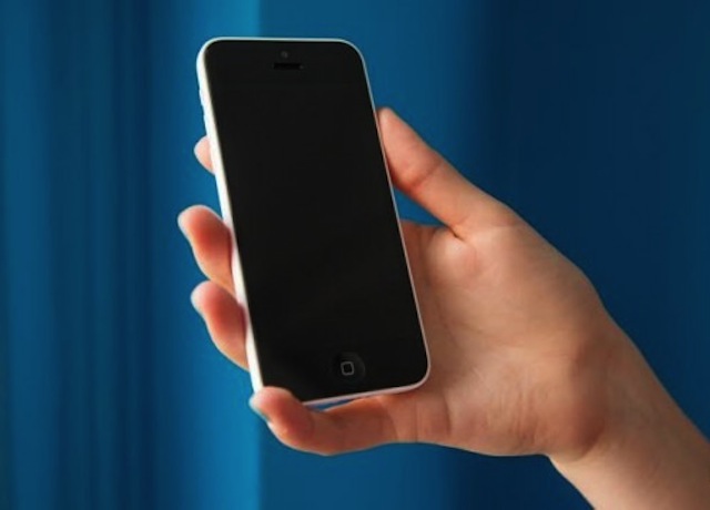 Không thể dùng smartphone ổn định nếu thiếu ngón út