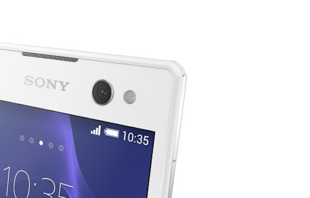 Camera trước có đèn Flash