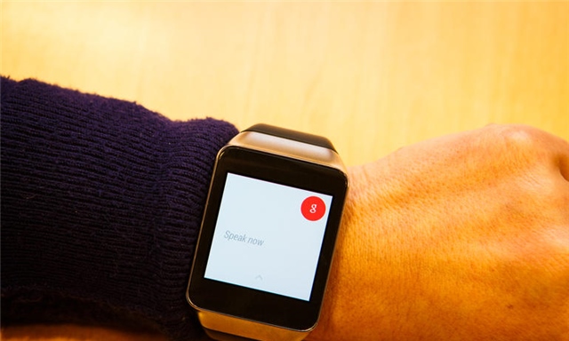 Smartwatch chạy Android Wear Smartwatch chạy Android Wear