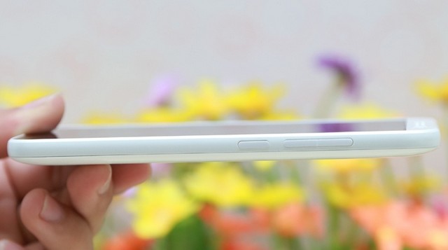 Trên tay smartphone 8 nhân giá rẻ của HTC tại Thegioididong