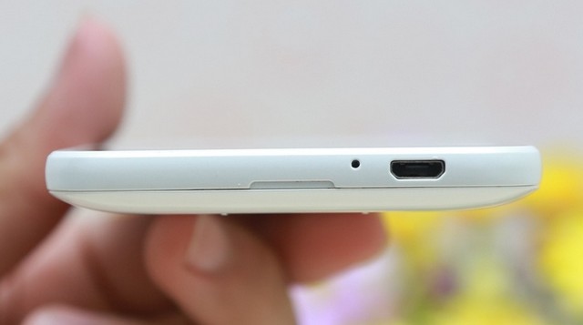 Trên tay smartphone 8 nhân giá rẻ của HTC tại Thegioididong