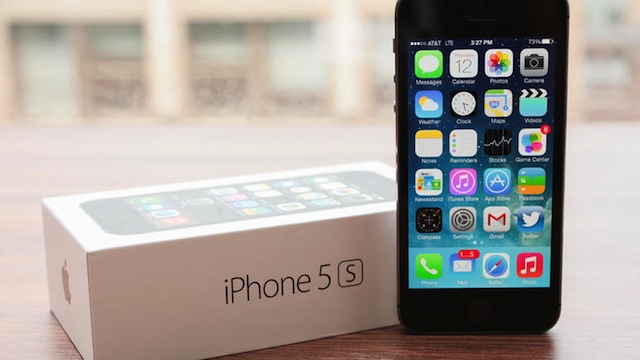 iPhone 5s vẫn bán rất chạy