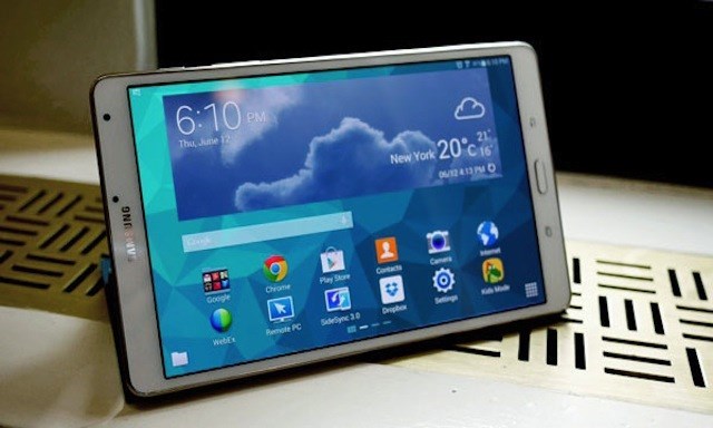 Galaxy Tab S không hề bị nóng chỉ có vỏ là hơi nhạy cảm Galaxy Tab S không hề bị nóng chỉ có vỏ là hơi nhạy cảm