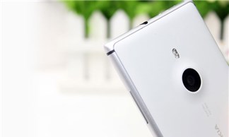 Lumia 925 bất ngờ giảm giá cực sốc