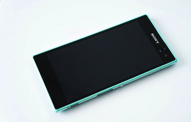 Xperia C3