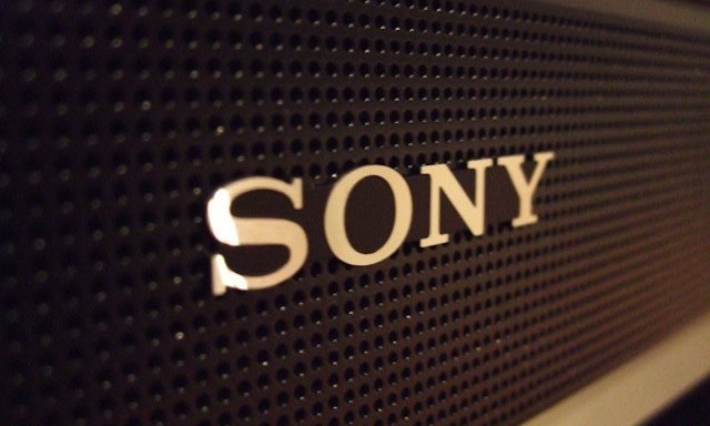 Ngắm siêu phẩm Sony Xperia JK với dàn loa hầm hố Ngắm siêu phẩm Sony Xperia JK với dàn loa hầm hố