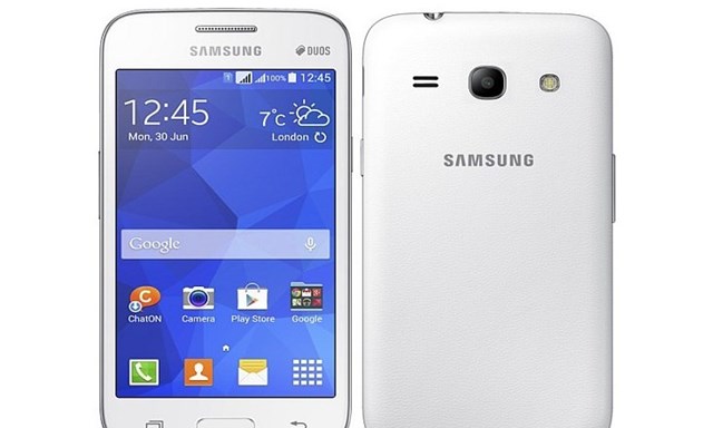 Samsung ra mắt 2 smartphone giá rẻ chạy Android 4.4 KitKat Samsung ra mắt 2 smartphone giá rẻ chạy Android 4.4 KitKat