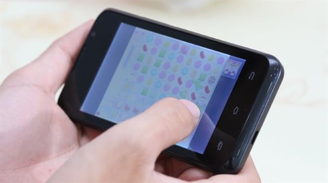 Dùng SoC lõi kép MTK 6572 xung nhịp 1GHz