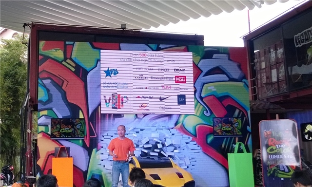 Đại diện từ phía Nokia giới thiệu về Lumia 530 Đại diện từ phía Nokia giới thiệu về Lumia 530