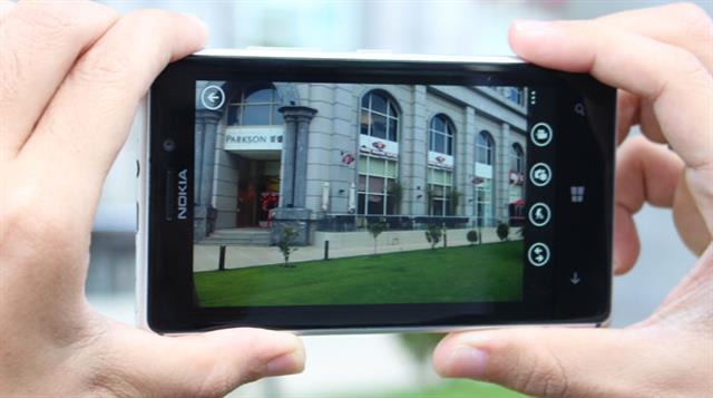 Nokia Lumia 925 giảm giá