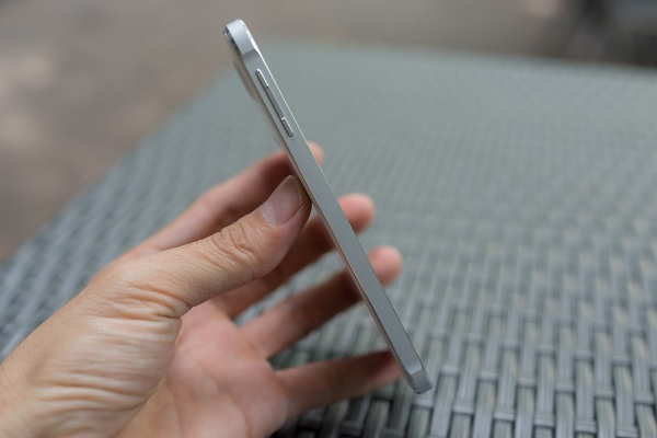 Cận cảnh smartphone đẹp nhất của Samsung tại Việt Nam