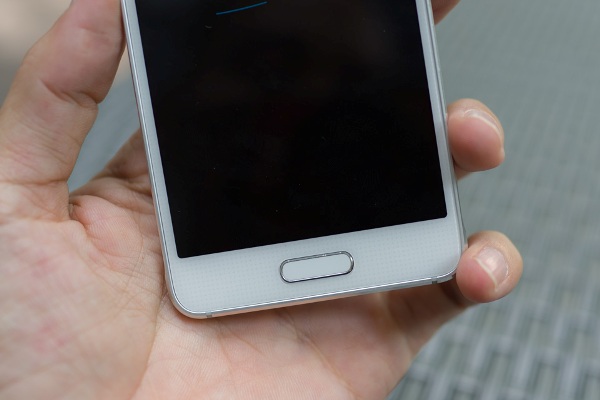 Cận cảnh smartphone đẹp nhất của Samsung tại Việt Nam