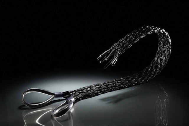 Google phải dùng sợi Kevlar đắt tiền bảo vệ cáp biển