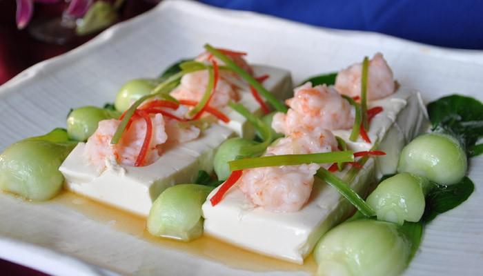 Thường xuyên ăn đậu hũ để hấp thụ các axit amin thiết yếu Thường xuyên ăn đậu hũ để hấp thụ các axit amin thiết yếu