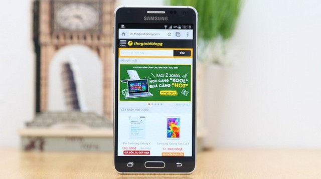 Trên tay Galaxy Alpha viền kim loại tại Thegioididong