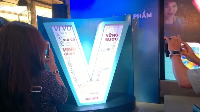 Một số ảnh tại buổi ra mắt: