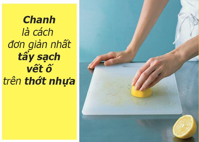 'Ăn vụng' chớ quên chùi sạch son môi