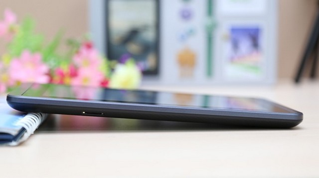 Trên tay tablet Acer hỗ trợ 3G có giá siêu rẻ