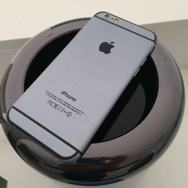 Ảnh trên tay iPhone 6 và thời gian ra mắt được ấn định