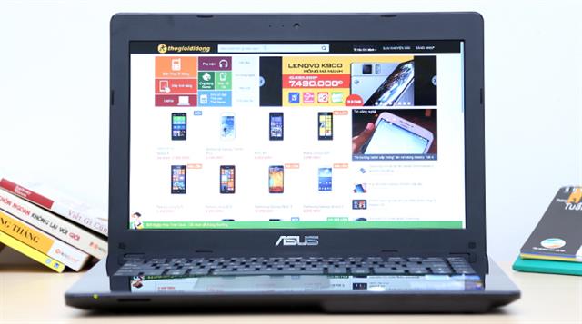 Máy được trang bị màn hình LED Backlight 14 inch (1366 x 768 pixels)