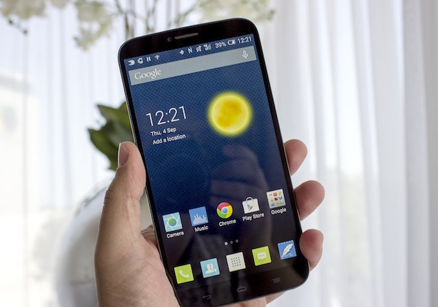 Màn hình chiếm 90% mặt trước