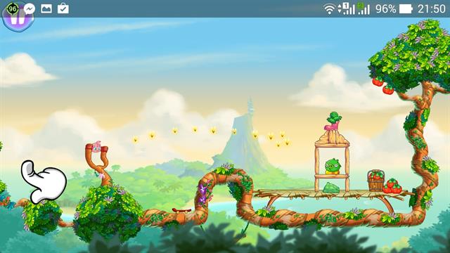 Bắn ná phá tan căn cứ của những con lợn vô tích sự là yếu tố cần, nhưng bạn cũng phải tranh thủ thu về hết những tinh linh màu vàng để đạt được 3 sao vàng