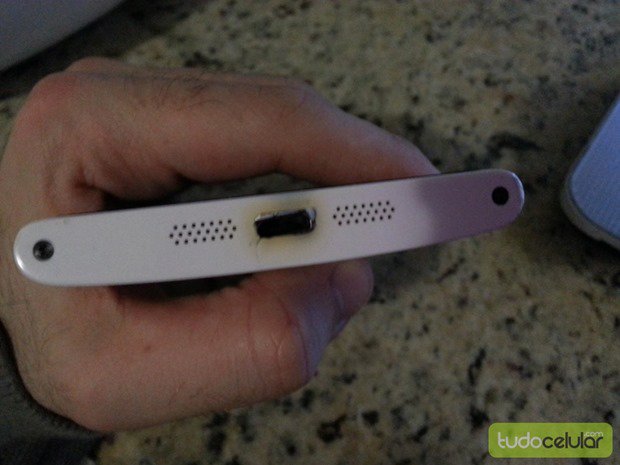 Chiếc Lumia 920 bị cháy chuôi sạc