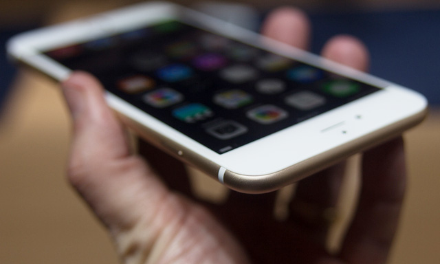 Mặt trước iPhone 6