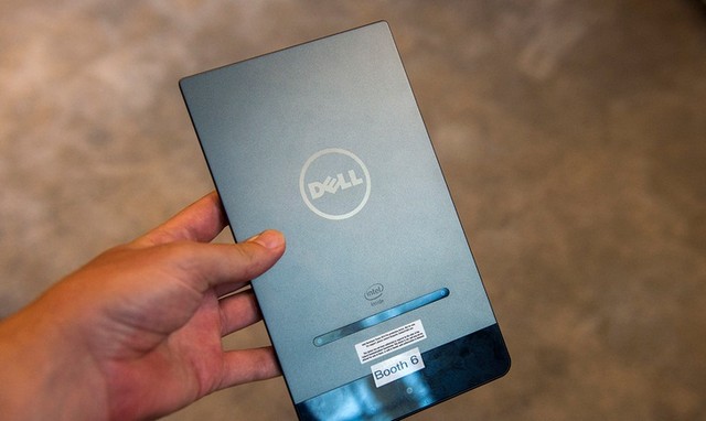 Trên tay tablet màn hình 2K mỏng nhất thế giới của Dell